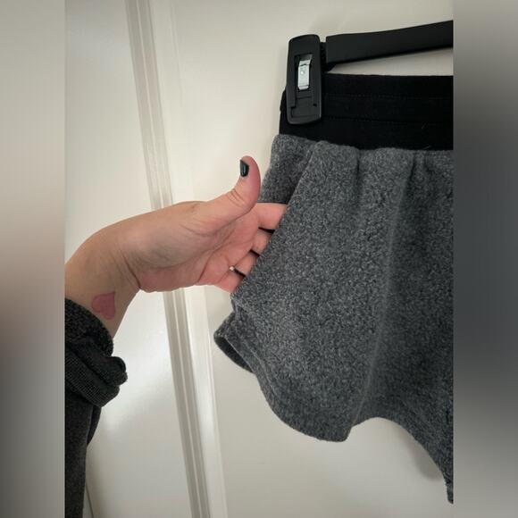 Feat Blanket Blend Draw String Multi Color Shorts XS - Picture 4 of 7